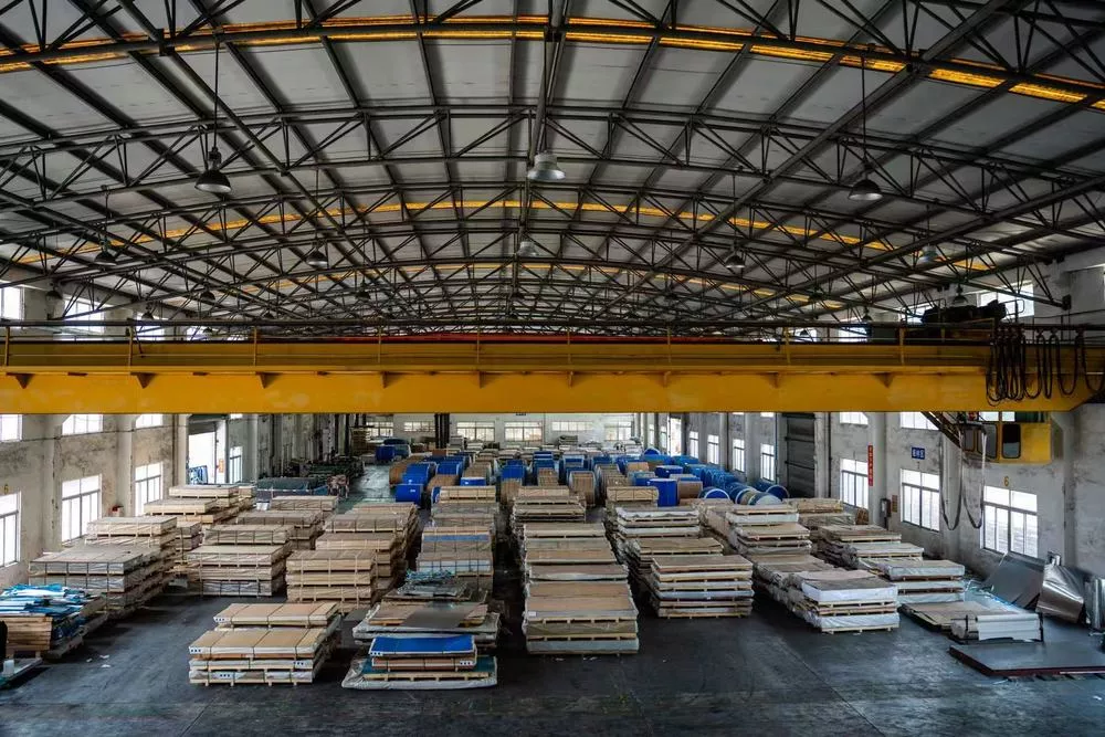Aluminum facade panel building application